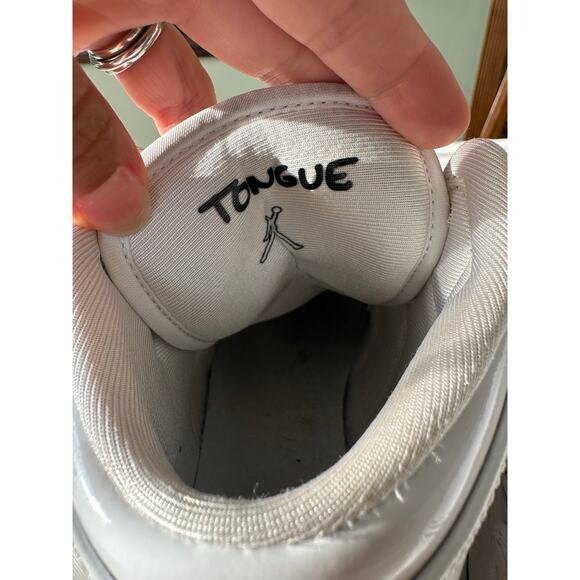 Air Jordan 1 Mid SE Anatomy White Size 6Y Youth - Picture 4 of 10